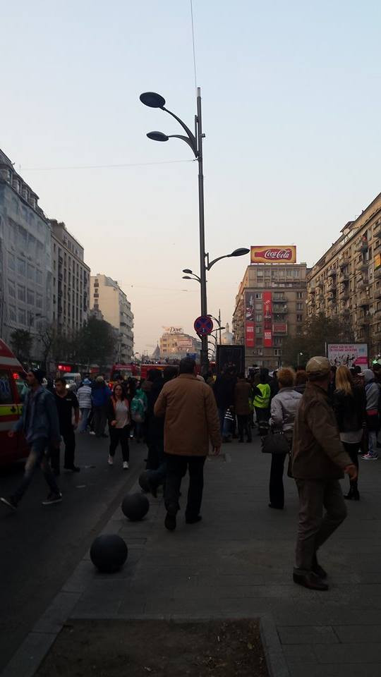 incendiu bloc Romana