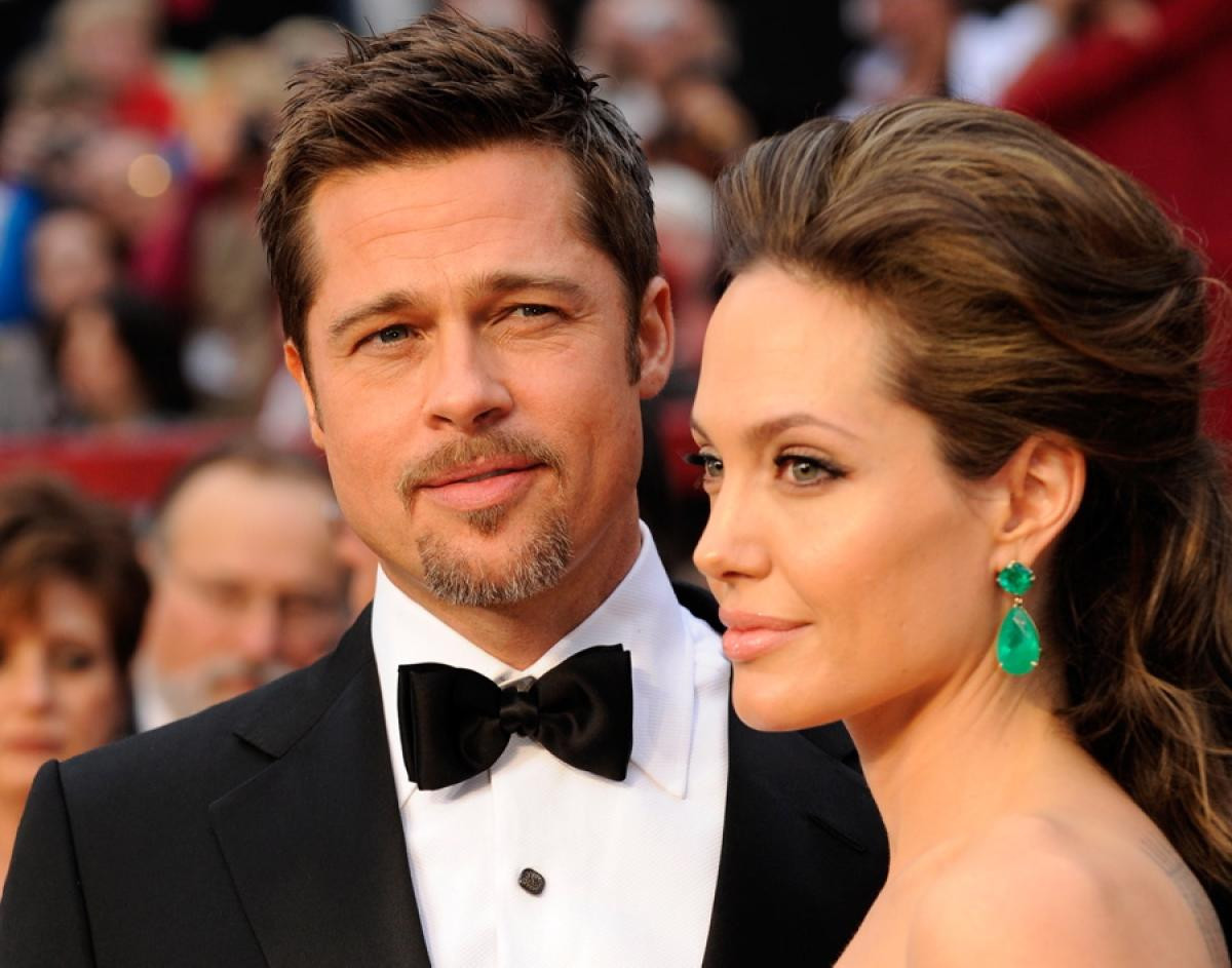 Cum a cerut-o Brad Pitt pe Angelina Jolie in casatorie. Dezvaluirile ei: "Mi-a spus ca am niste acte de semnat"