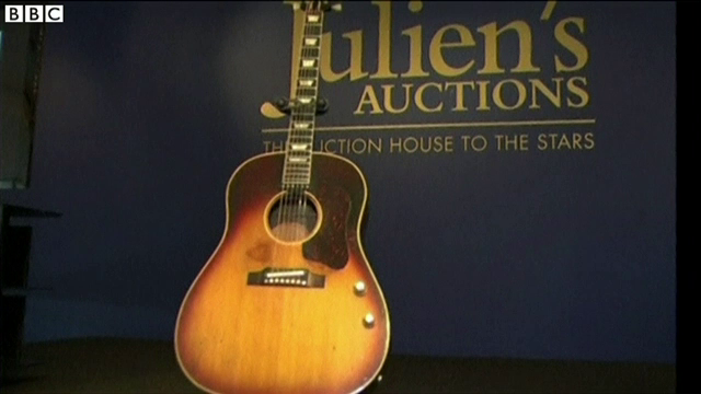 A cumparat o chitara cu 275 de dolari, in anii 60. Ce a descoperit un american dupa mai bine de 45 de ani