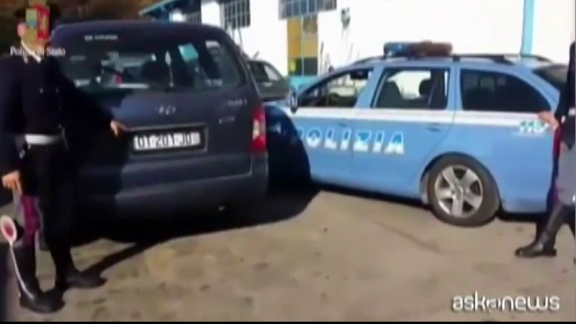 Romani acuzati de inselatorie in Italia. Cum reuseau sa pacaleasca sistemul de taxare de pe autostrada