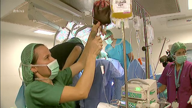 11 raniti in incendiul de la Colectiv au fost externati luni. 50 din cei 71 de pacienti sunt in stare buna