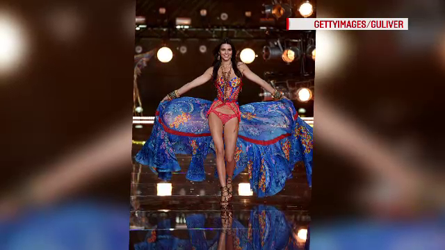 "Ingerii" de la Victoria's Secret si-au deschis "aripile", la New York. Kendall Jenner si Gigi Hadid, noile nume de pe podium