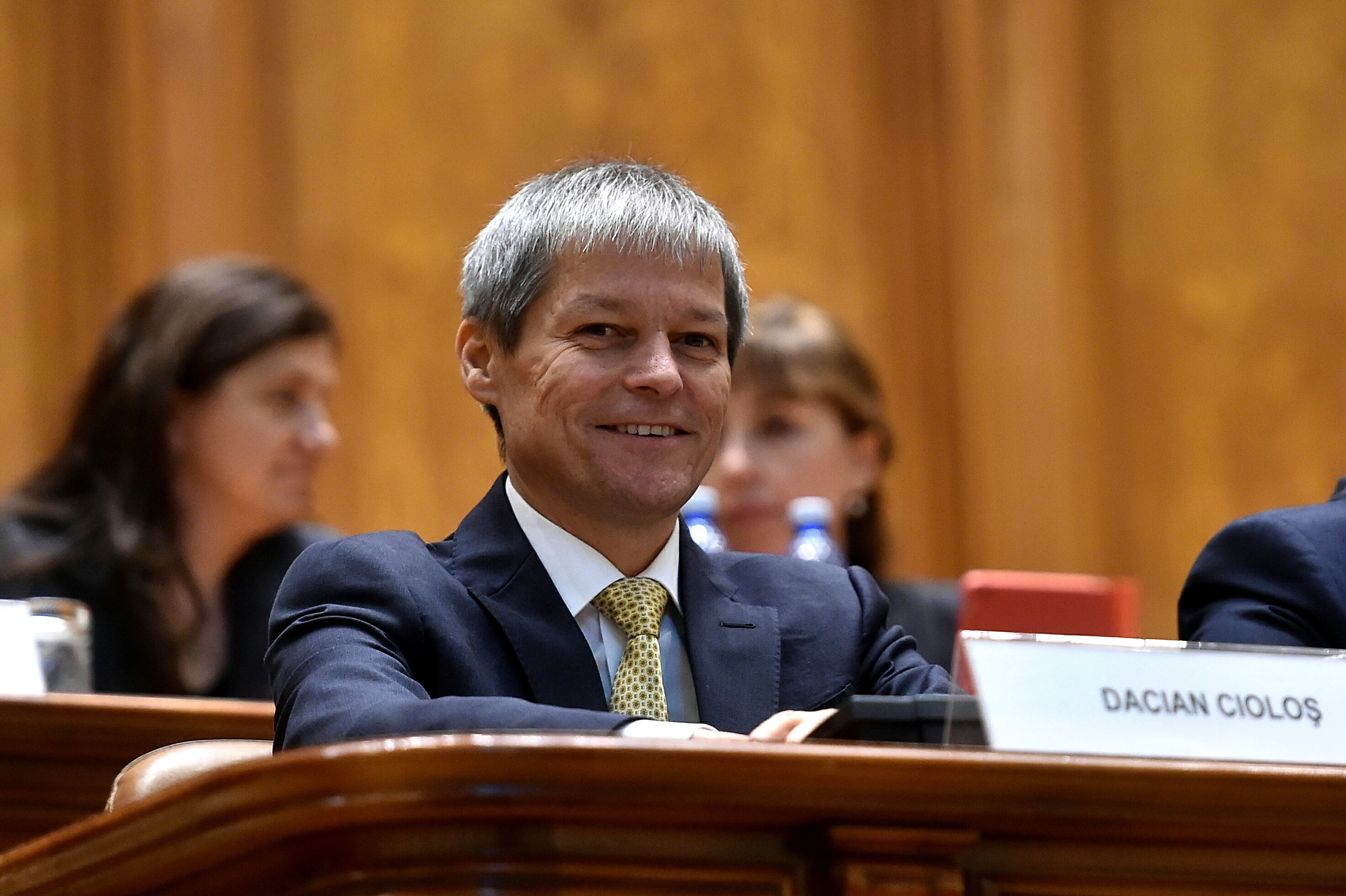 Mesajul premierului pentru Parlament: Guvernul are instrumente pentru a face schimbari pentru care exista o rezistenta