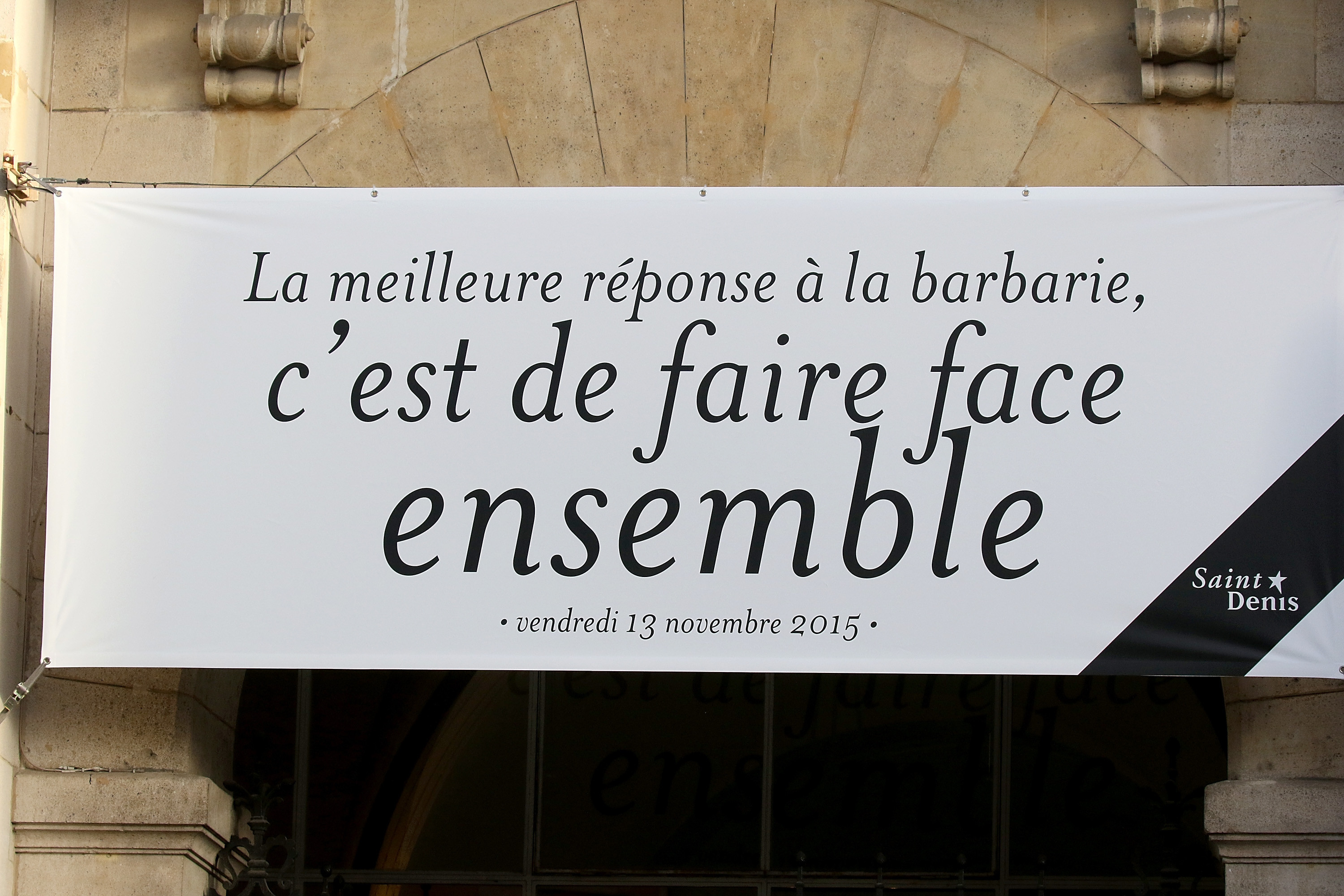 Ce presupune articolul 42.7 din Tratatul de la Lisabona invocat de presedintele Hollande, dupa atentatele din Paris