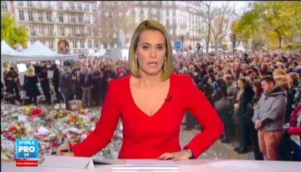 Imaginile care au facut inconjurul lumii. Discutia emotionanta dintre un barbat si fiul sau, la altarul de la Bataclan