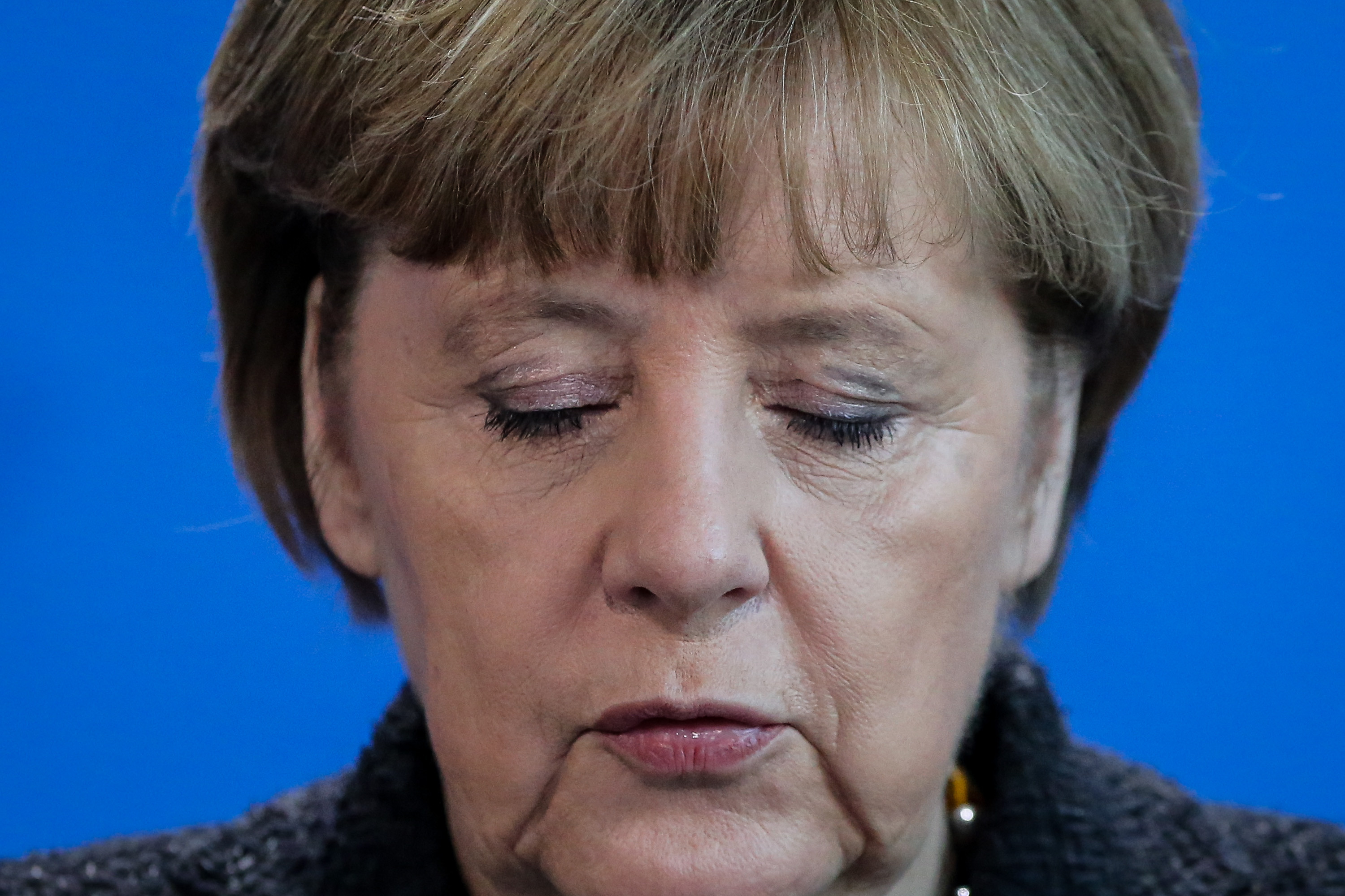 Analiza AFP: Angela Merkel se confrunta cu cea mai profunda criza interna in cei 10 ani de cand se afla la putere