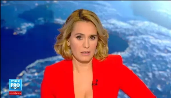 Presedintele Klaus Iohannis a decorat doua scoli. Mai multi copii din familii sarace sau abandonate, invitati la Cotroceni