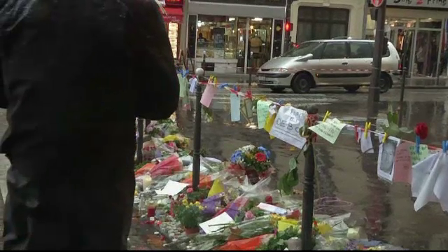 Marturia dramatica a primului politist care a ajuns la locul atacurilor din Paris: Mama unei victime a sunat 2 ore incontinuu