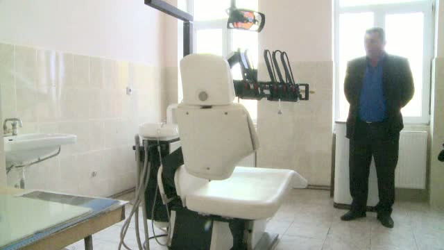 Satele cu cabinete stomatologice de zeci de mii de lei, pe care nu le foloseste nimeni. De ce fug dentistii cand aud de ele
