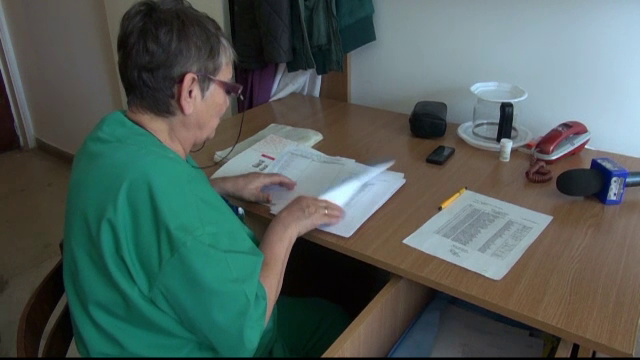 Ca sa nu intre in colaps, un spital din Romania cheama anestezistii pensionari de acasa. Cum s-a ajuns in aceasta situatie