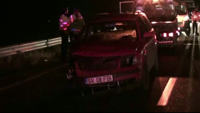 Doua masini s-au ciocnit frontal, in Suceava. Printre raniti sunt si patru copii, cu varste intre 2 si 7 ani