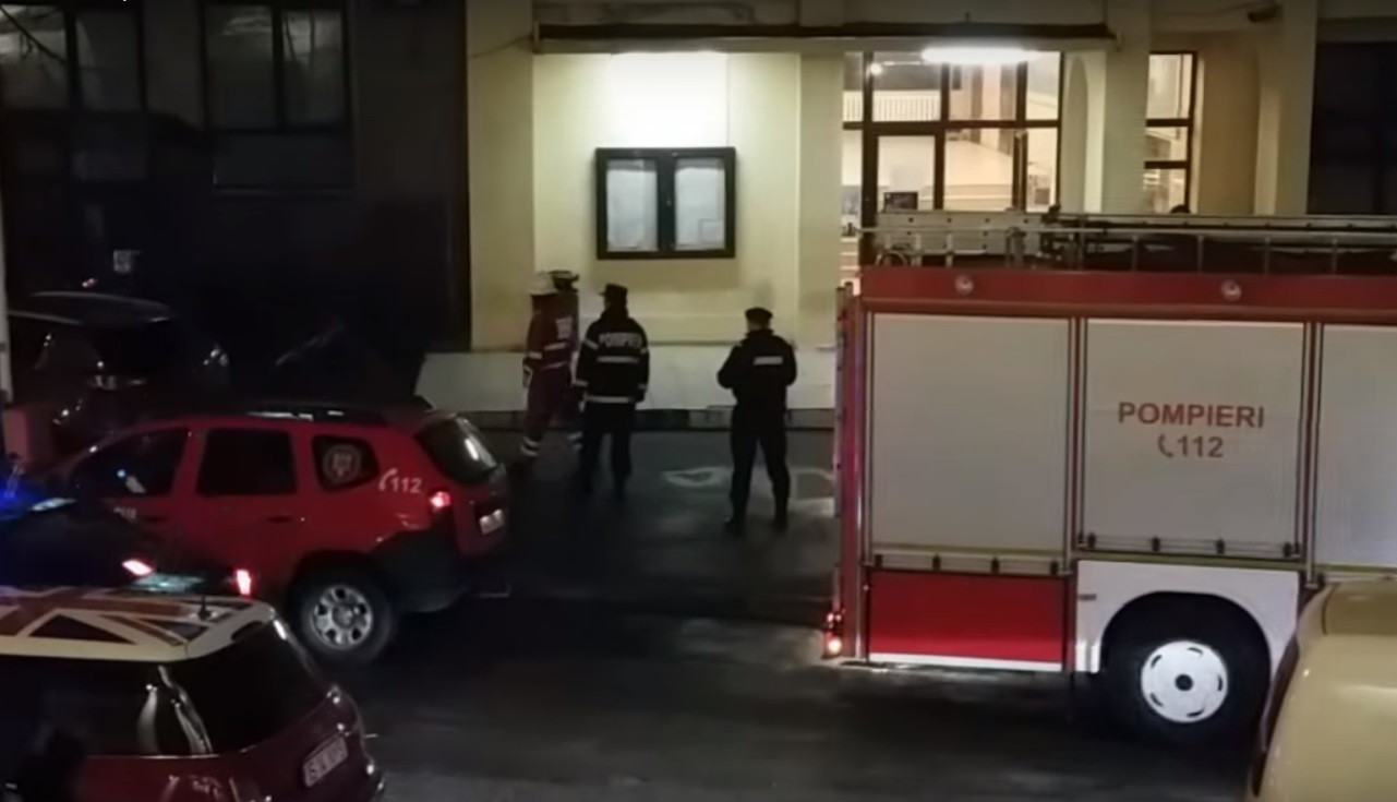 Cladirea Universitatii de Medicina si Farmacie din Iasi a fost evacuata in urma unui incendiu