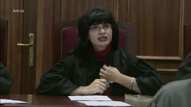 Interceptari: Judecatoarea Terceanu se simtea amenintata si se gandea la un autodenunt: "O sa spuna c-a luat bani? E nebuna?"