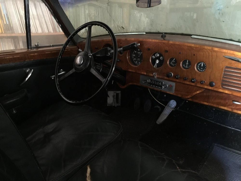 Plina de praf si neingrijita! Cum a ajuns aceasta 'RABLA' sa coste 1.495 de milioane de dolari