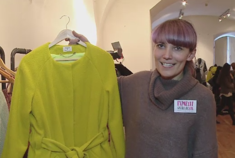 Haine colorate si motive traditionale la Galeria de Stil din Cluj Napoca. Ce recomanda designerii romani pentru Sarbatori