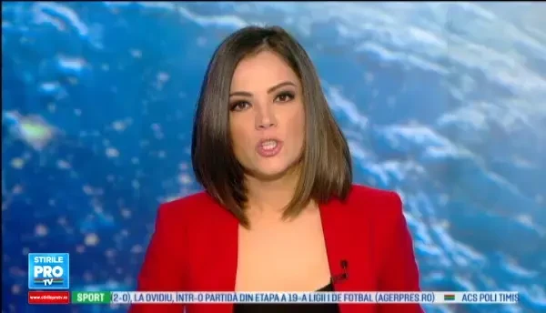 Un sofer maghiar s-a filmat in timp ce vira camionul spre un grup de imigranti, pe marginea drumului. Cum au reactionat