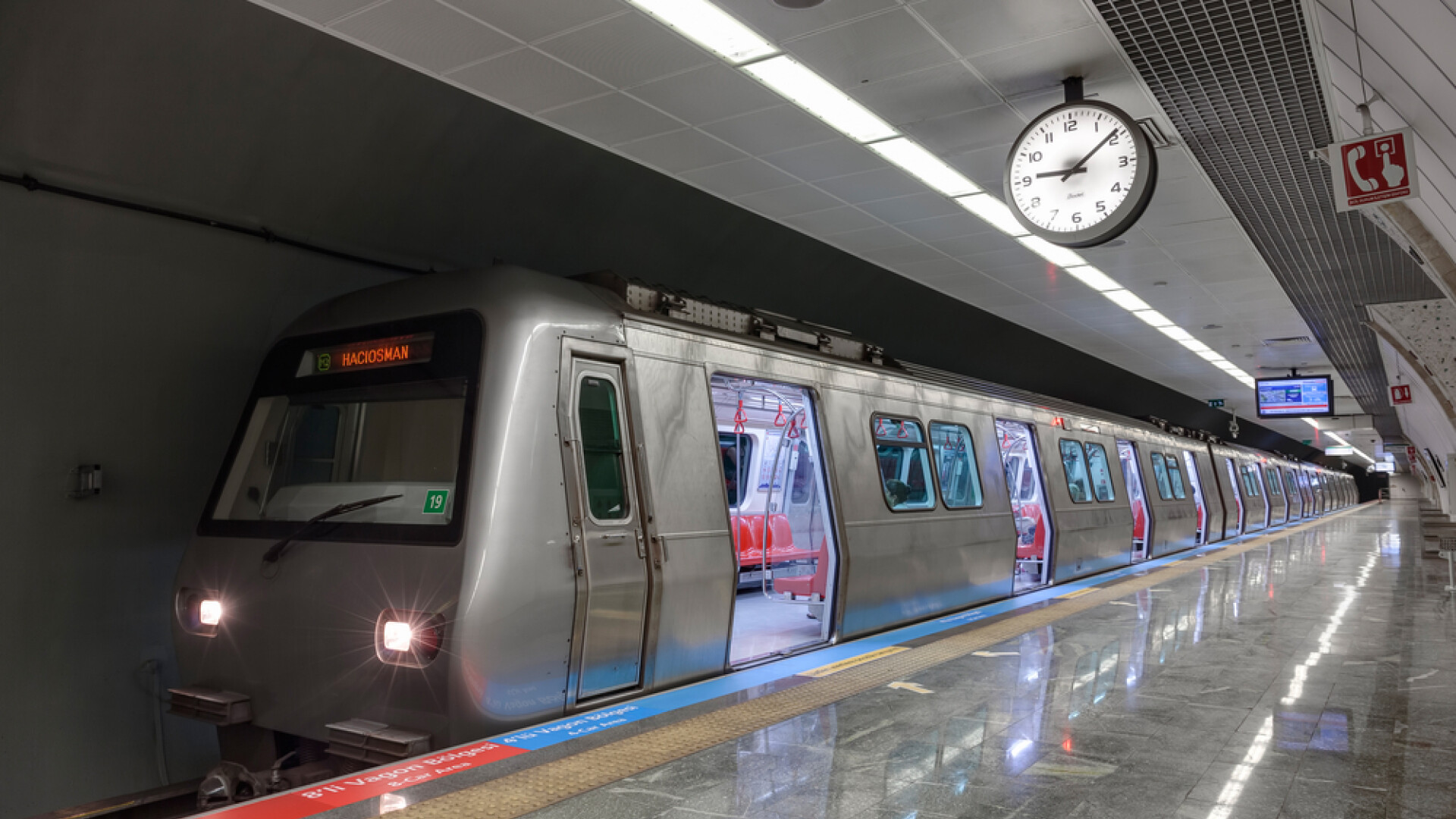 Explozie la metroul din Istanbul. Momentul deflagratiei a fost surprins de camerele de supraveghere: VIDEO