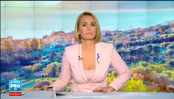 Batuta, bruscata si legata de scaun. Chinurile la care a fost supusa o batrana de 80 de ani din Italia de doua romance. VIDEO