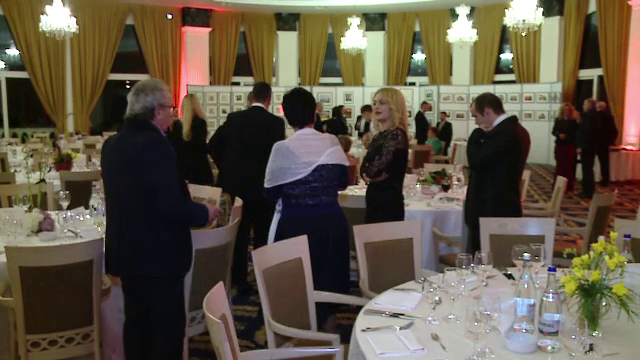 Bal caritabil organizat de medici la Cluj Napoca. Doctorii incearca sa faca rost de aparate cu care sa isi trateze pacientii