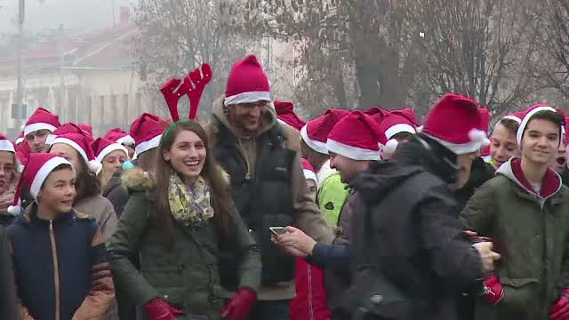 Maraton caritabil organizat la Targu Mures. Cu banii stransi, 40 de copii vor merge pentru prima oara in viata lor in tabara