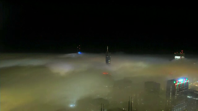 Imagini spectaculoase surprinse de o camera de supraveghere in Chicago. Orasul pare desprins dintr-un film de groaza