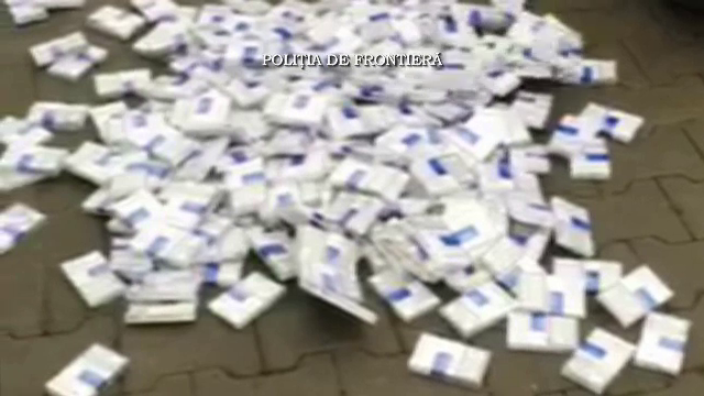 Captura impresionanta de tigari si alcool, descoperita la granita cu ajutorul unui caine special antrenat. Unde erau ascunse