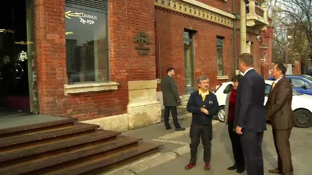 Iohannis se implica in salvarea patrimoniului arhitectural al Capitalei. Alaturi de el a aparut si posibilul candidat al PNL