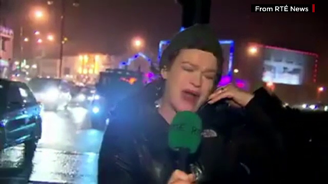 Transmisia in direct cu care o reporterita irlandeza a devenit vedeta: "Nu mi-am dat seama ca racneam asa tare"