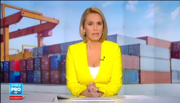 Pentru ei, omuletii Lego sunt o joaca in valoare de sute de mii de euro. Ii asamblam si apoi le trimitem pozele titularului