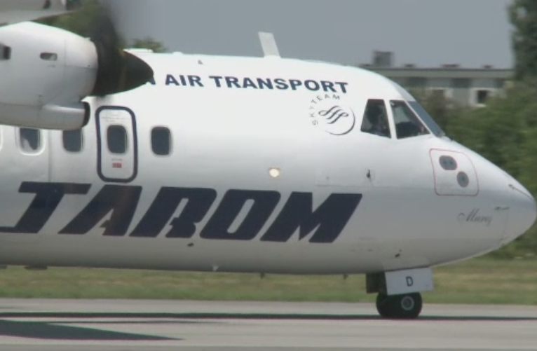 Banii i-au vindecat „miraculos”. Pentru ce sume au fost de acord piloții „inapți de zbor” de la TAROM să își reia activitatea