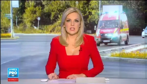 Scene revoltatoare in Bucuresti. O femeie a cazut intr-un canal colector al carui capac a fost furat. Fiul ei a salvat-o