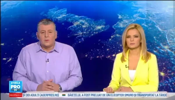 Cascadorie la Sibiu. A cazut cu masina de pe pod, pe malul raului Cibin, dupa ce a fost lovit de un sofer incepator