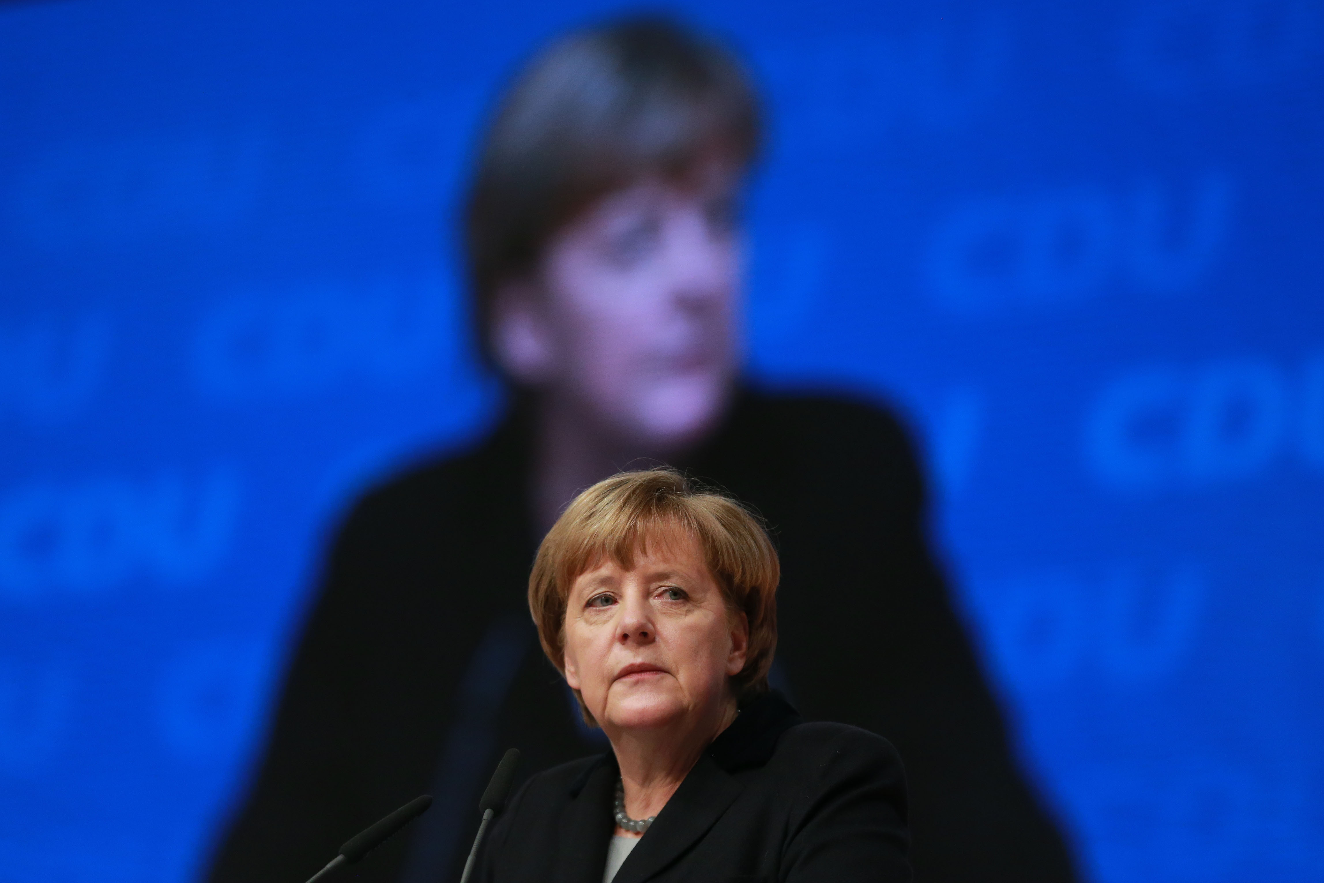 Angela Merkel, aplaudata la scena deschisa timp de 8 minute. Ce a spus in discursul sau despre refugiati, Europa si Germania