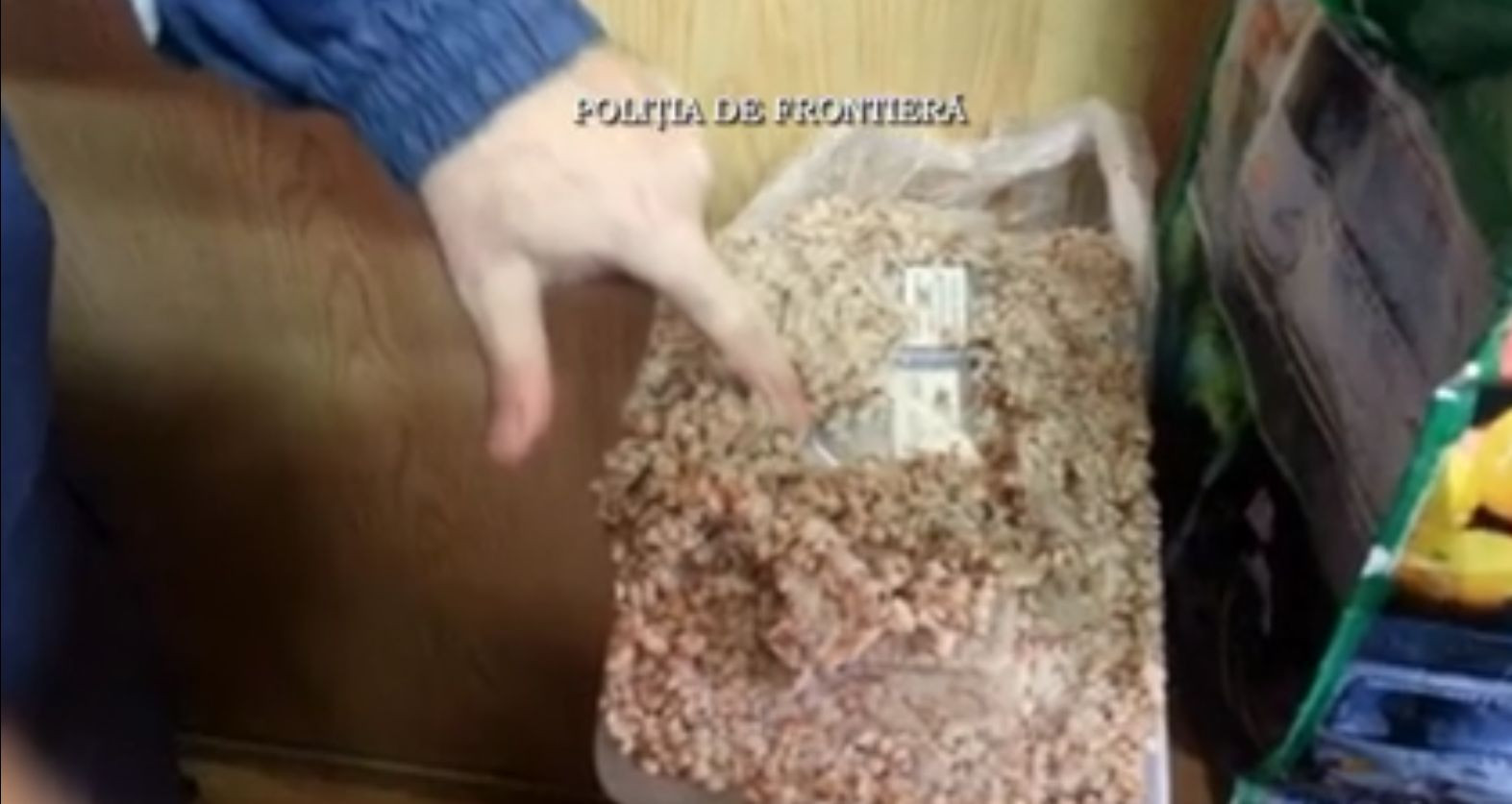 Tigarile de pe coliva. Descoperirea care i-a facut pe politistii de frontiera sa isi faca cruce