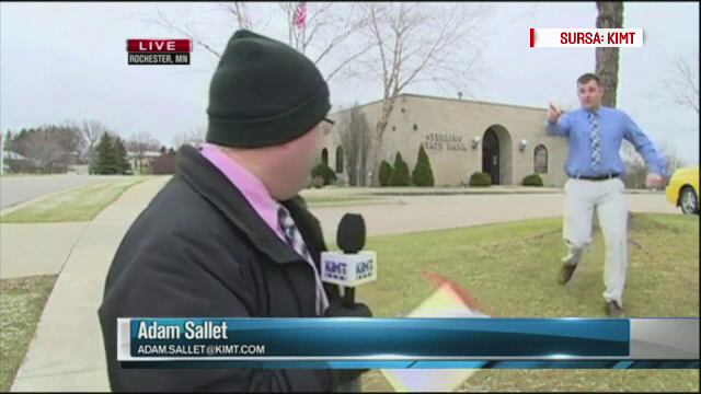 Jaf dublu, in direct, la o televiziune din SUA. Imaginile surprinse de cameraman la o banca