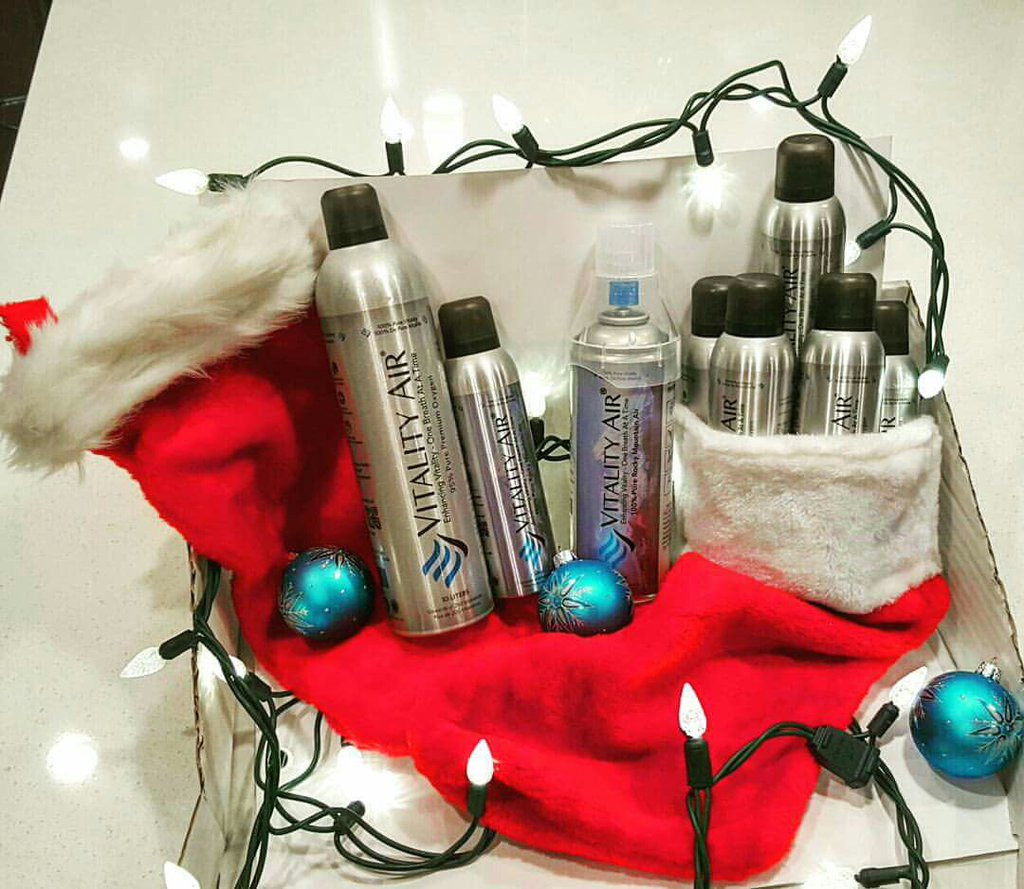 Chinezii au inceput sa cumpere din Canada aer curat imbuteliat. Compania care s-a imbogatit datorita unei glume