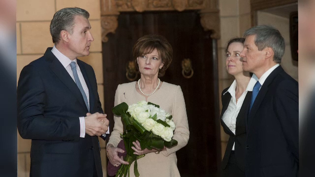 dacian ciolos si sotia