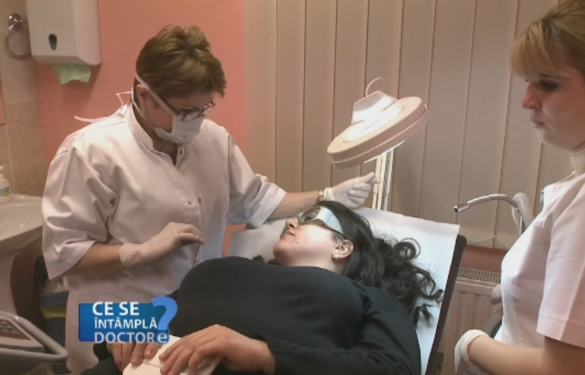 Nu lasati leziunile de pe fata, gat sau maini sa se vindece de la sine. Apelati la medic pentru o refacere estetica