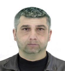 Barbat cautat de politisti dupa un portret robot dupa ce a dat mai multe spargeri in judetul Cluj