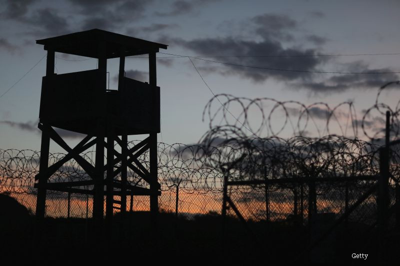 Barack Obama e decis sa inchida celebra inchisoare de la Guantanamo. "A dus la slabirea securitatii noastre nationale"
