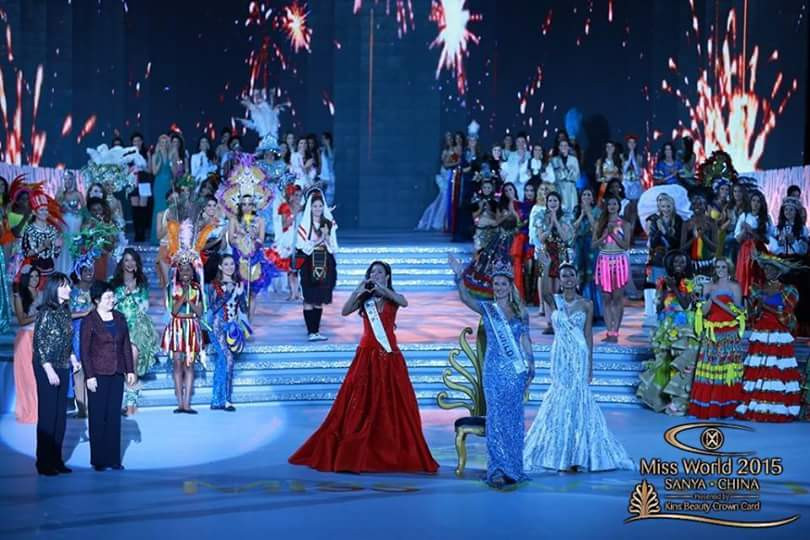 Miss World 2015: Rochia castigatoarei, Mireia Lalaguna din Spania, a fost creata de romanca Tina Olari