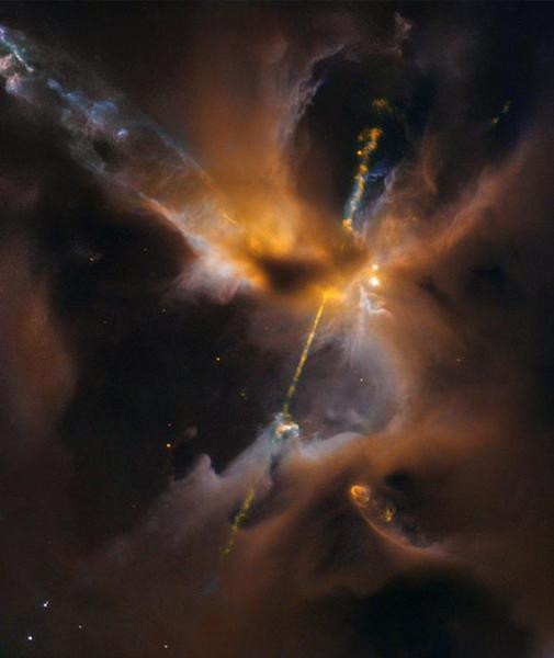 Unul din misterele Universului, dezvaluit de telescopul Hubble. Imagini neobisnuite surprinse in spatiu