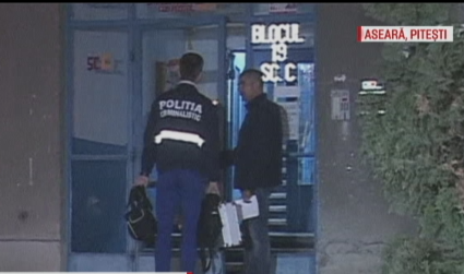 Baiat de 16 ani din Pitesti, gasit mort de mama lui in casa. Cunoscutii spun ca ar fi fost dependent de droguri