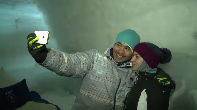 Au venit din Venezuela ca sa petreaca un Craciun la peste 2000 de metri altitudine, la Balea Lac: "E o experienta unica"