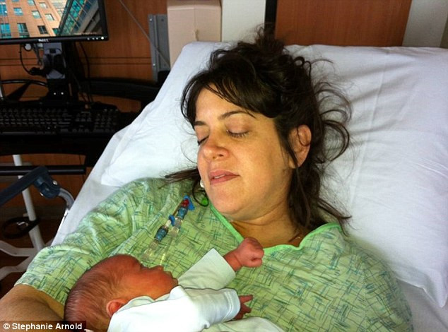 "Am fost moarta pentru 37 de secunde". Povestea femeii care a simtit ca nu isi va cunoaste niciodata bebelusul nou-nascut