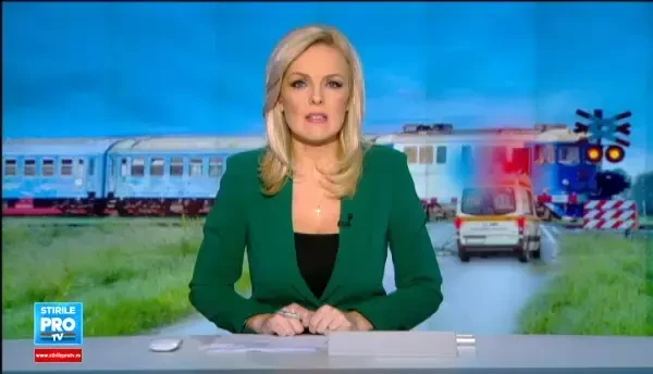 Sase raniti dupa ce o garnitura de vagoane a fost lovita in plin de o locomotiva in Gara Arad. Ce a povestit mecanicul