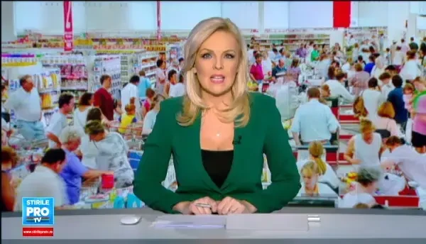 Nu a trecut bine Craciunul, si romanii au intrat in febra cumparaturilor pentru Revelion. Mall-urile au fost pline duminica