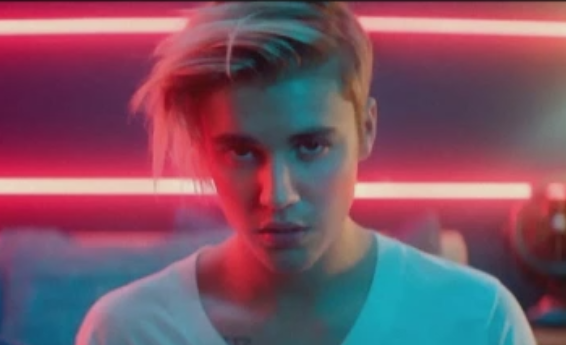 Justin Bieber si One Direction, vedetele muzicii pop in 2015. Albumele cu care au cucerit publicul