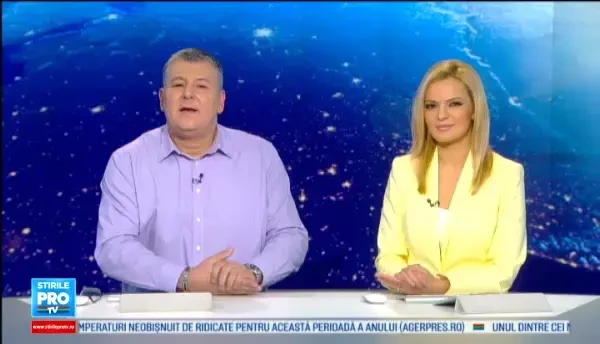 Baietelul care iubeste sa aranjeze tomberoanele goale de pe strada lui. Ce spun soferii de pe masinile de gunoi despre el