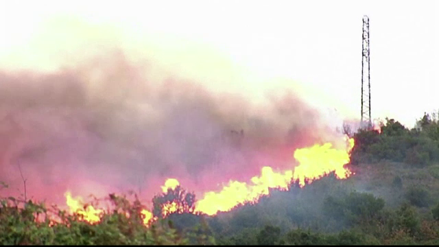 Lupta pompierilor spanioli cu incendiile violente din nordul tarii continua. La ce concluzie au ajuns autoritatile